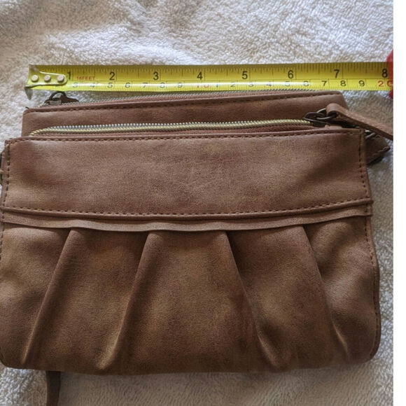 Vegan Leather Light Brown Small Crossbody Purse Zip Closure Adjustable Strap Y2K - Picture 8 of 11